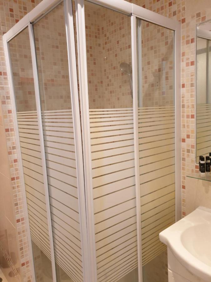 Double Room With Private Bathroom Arrentela Exterior foto